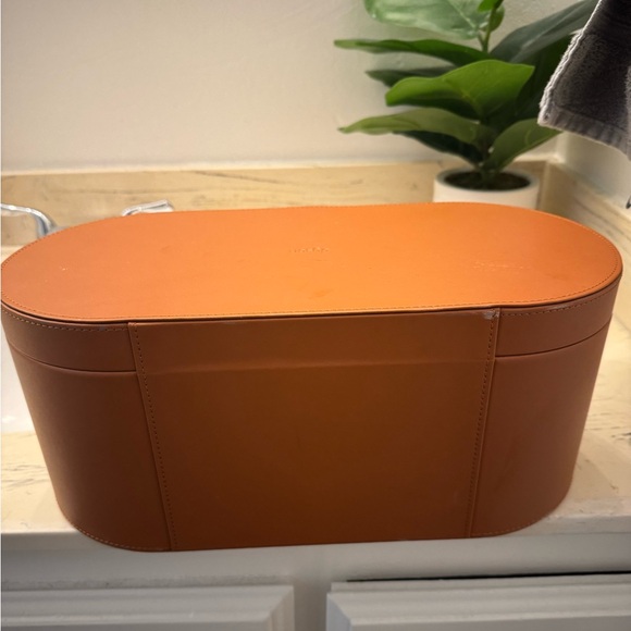 Dyson Airwrap in Nickel/Fuchsia - Picture 13 of 14